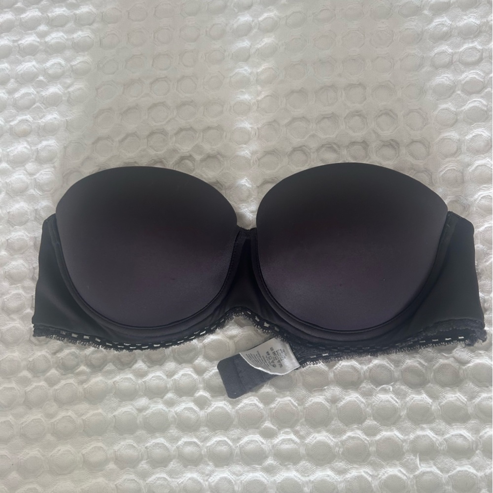 Calvin Klein Gray Strapless Push Up Bra with Lace Detail